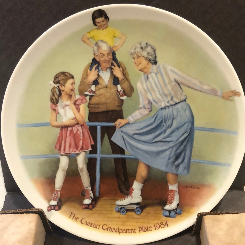 VINTAGE 1984 EDWIN M. KNOWLES THE SKATING QUEEN COLLECTIBLE PLATE ONLY EDITION